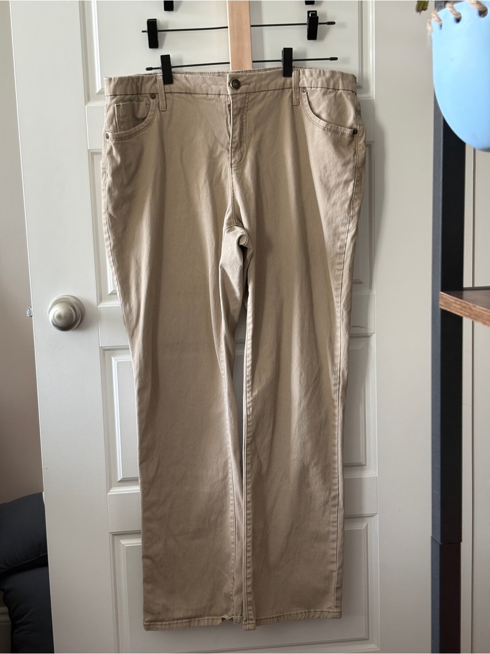 Faded Glory Women's Bootcut Khakis Sz 18